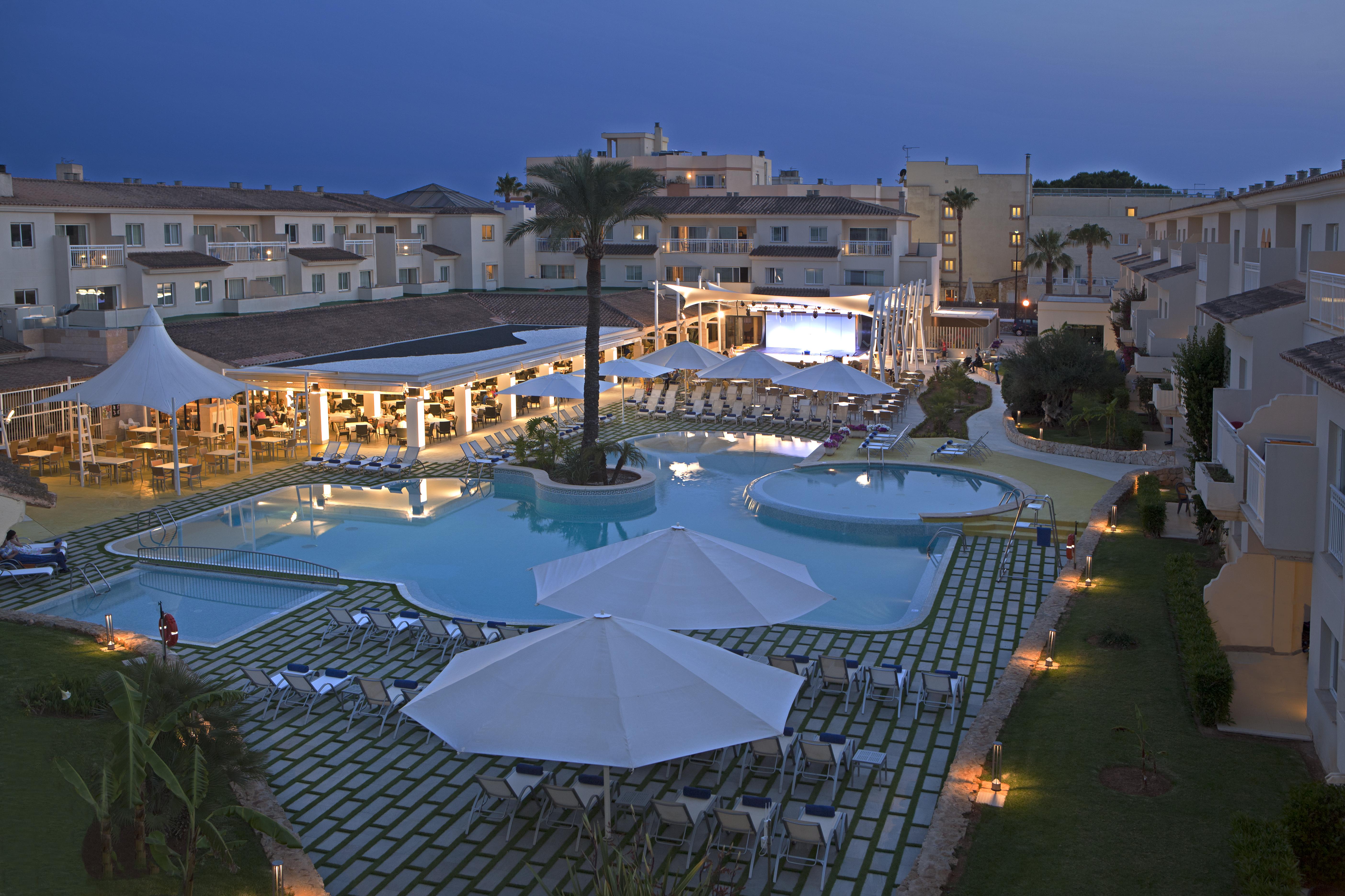 Aparthotel Isla De Cabrera 콜로니아 산트 호르디 외부 사진